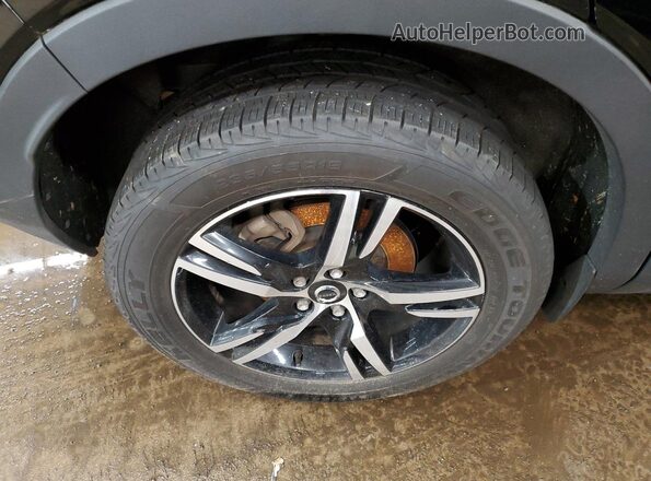 YV4L12UK8P2966304 2023 VOLVO XC40 Черный 
