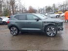 2026 Volvo Xc40 Ultra, B5 Awd Gas (mild Hybrid), Dark Зеленый vin: YV4L12UM7T2657774