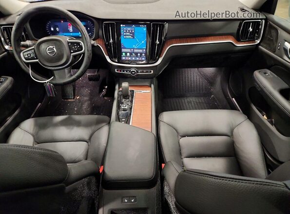 YV4L12WK1T2170291 2026 VOLVO V60 Gray Widok deski rozdzielczej