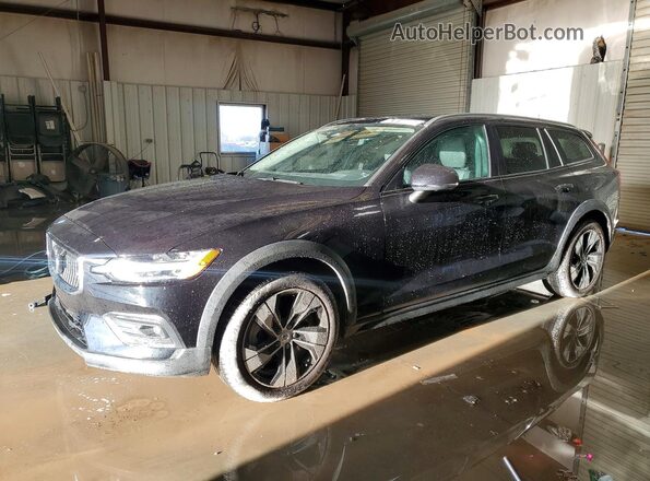 YV4L12WK9S2147338 2025 VOLVO V60 Черный Передняя левая четверть