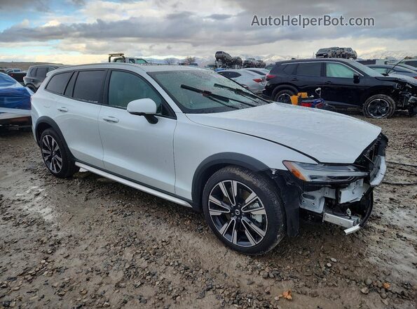 YV4L12WL8S2147808 2025 VOLVO V60 White Przód prawy