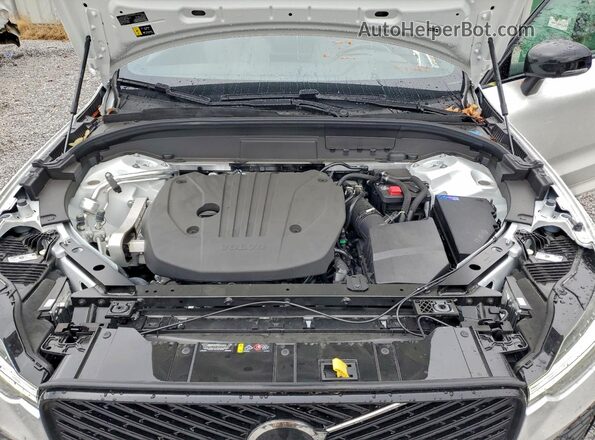 YV4M12RC1T1329681 2026 VOLVO XC60 Белый Вид подкапотного пространства