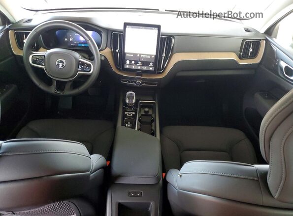 YV4M12RC2T1297016 2026 VOLVO XC60 Gray Вид панелі приладів