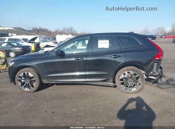 YV4M12RC9T1342100 2026 VOLVO XC60 Черный Панорамный вид салона 360°