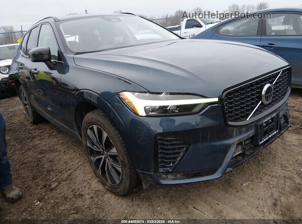 YV4M12RJ7S1016955 2025 VOLVO XC60 Синий Передняя правая четверть