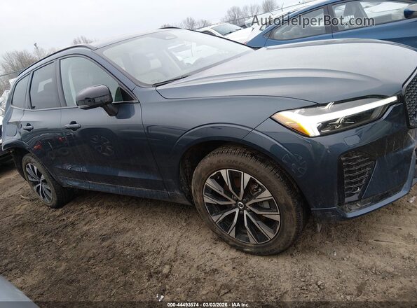 YV4M12RJ7S1016955 2025 VOLVO XC60 Синий Вид задней части салона