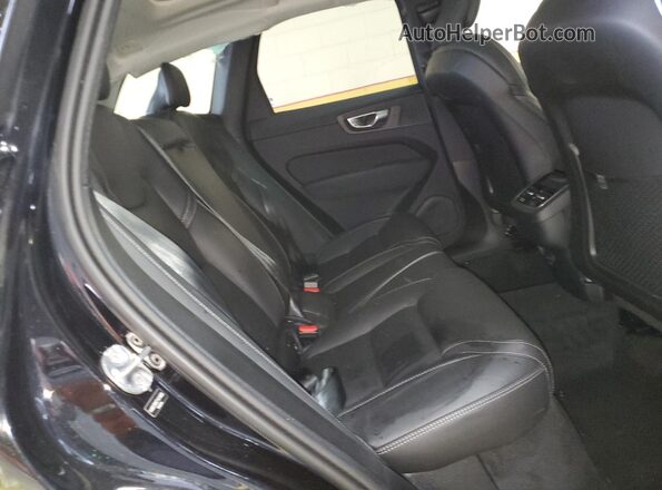 YV4M12RM5T1414466 2026 VOLVO XC60 Черный 