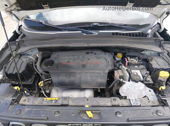 ZACCJAAB6HPF23917 2017 JEEP RENEGADE Белый Вид спереди