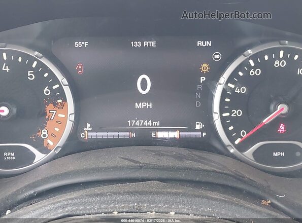 ZACCJBDB3HPE79151 2017 JEEP RENEGADE Серебряный 