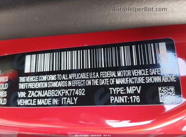 ZACNJABB2KPK77492 2019 JEEP RENEGADE Red Vista del compartimento del motor