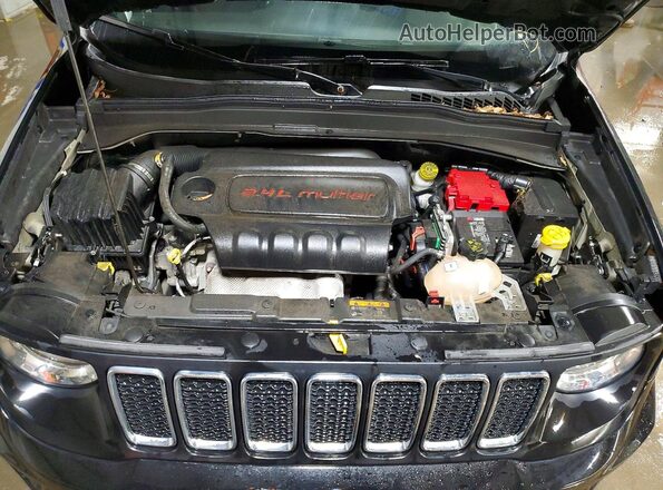 ZACNJABB9KPK24725 2019 JEEP RENEGADE Black Widok wnętrza z tyłu