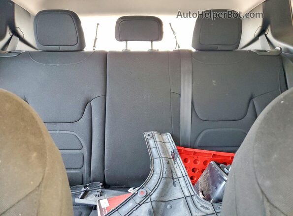 ZACNJABBXKPJ73574 2019 JEEP RENEGADE Charcoal Widok tylnych siedzeń