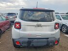 2019 Jeep Renegade Latitude Серебряный vin: ZACNJABBXKPK31361