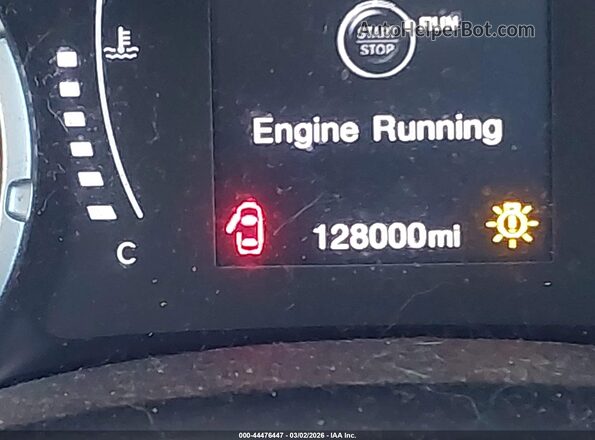 ZACNJBAB4KPK89456 2019 JEEP RENEGADE Коричневый Вид задних сидений