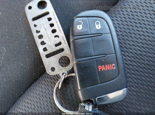 ZACNJBAB4KPK89456 2019 JEEP RENEGADE Коричневый Вид панели приборов