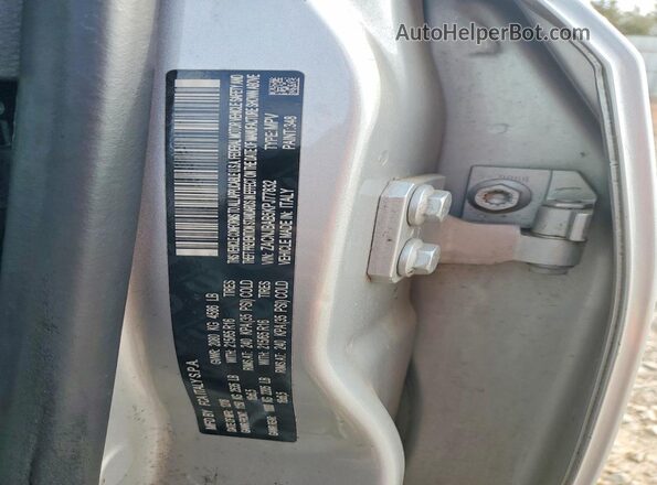 ZACNJBAB5KPJ77832 2019 JEEP RENEGADE Серебряный Вид наклейки с VIN-кодом