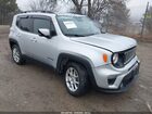 2020 Jeep Renegade Latitude 4x4 Silver vin: ZACNJBBB9LPL52390