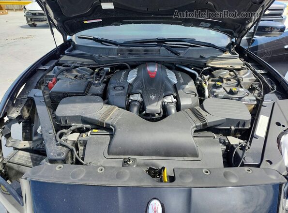 ZAM56PPS2H1235523 2017 MASERATI QUATTROPOR Black Widok wnętrza z tyłu