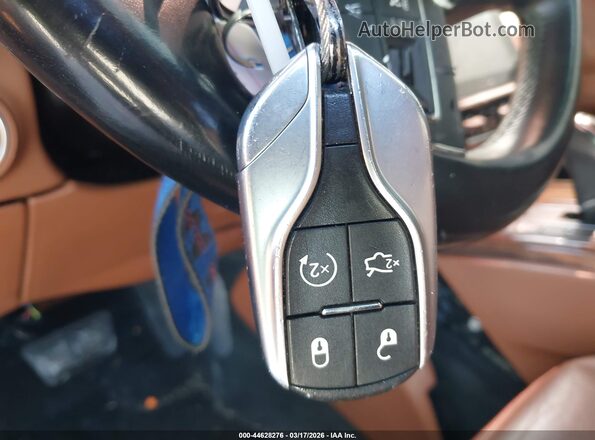 ZAM56RPA0H1211739 2017 MASERATI QUATTROPOR Black Widok deski rozdzielczej