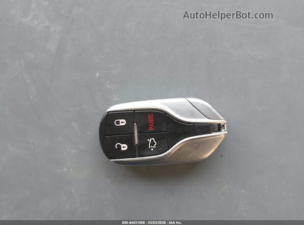 ZAM57RTA5G1177119 2016 MASERATI GHIBLI Gray Vista del salpicadero