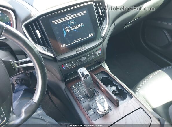 ZAM57XSA3K1319689 2019 MASERATI GHIBLI Серый Вид панели приборов
