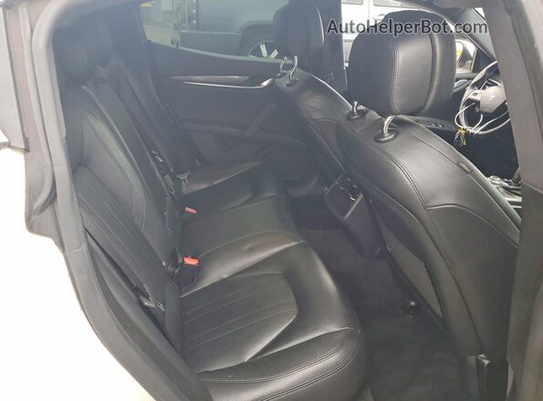 ZAM57XSA5L1344451 2020 MASERATI GHIBLI White უკანა სავარძლების ხედი