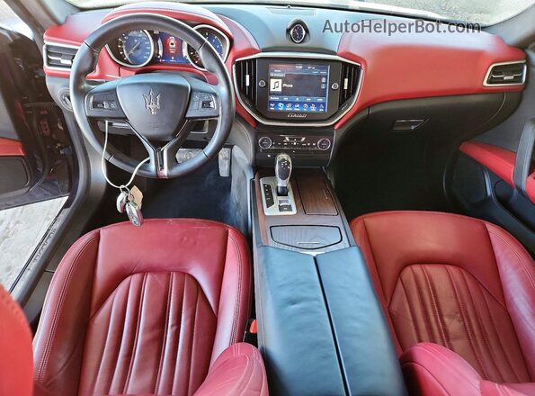 ZAM57XSA6G1165275 2016 MASERATI GHIBLI Синий Вид панели приборов