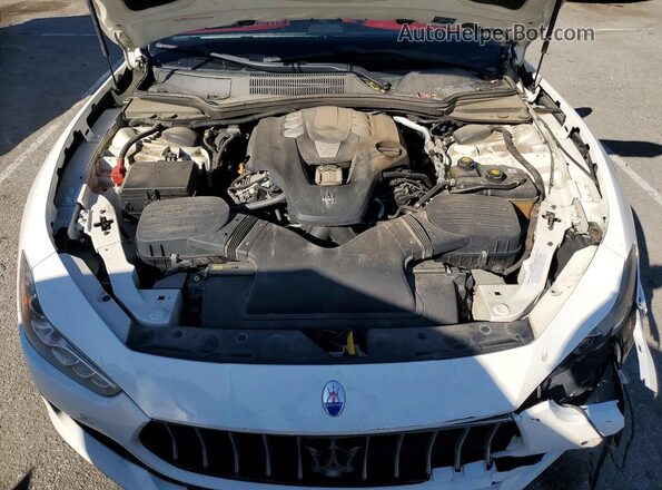 ZAM57XSA7K1315175 2019 MASERATI GHIBLI Белый Вид задней части салона