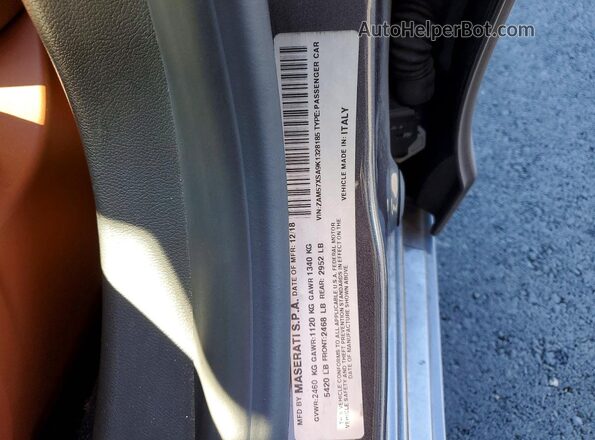ZAM57XSA9K1328185 2019 MASERATI GHIBLI Gray Widok komory silnika