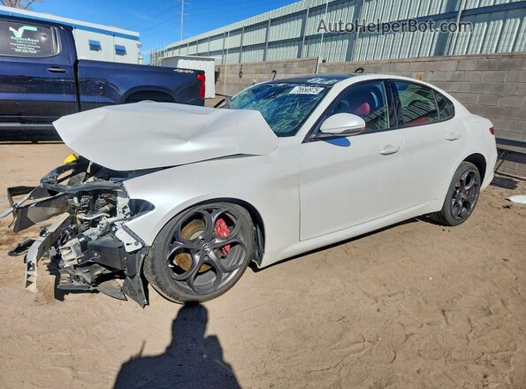 ZARFAECN5J7588164 2018 ALFA ROMEO GIULIA Белый Передняя левая четверть