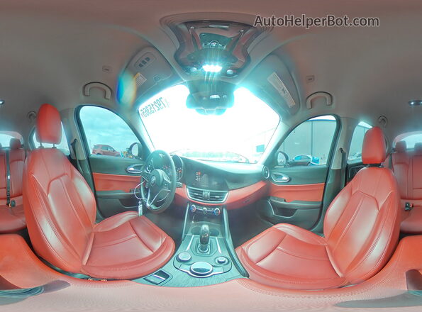ZARFAMAN5K7622506 2019 ALFA ROMEO GIULIA Красный Панорамный вид салона 360°