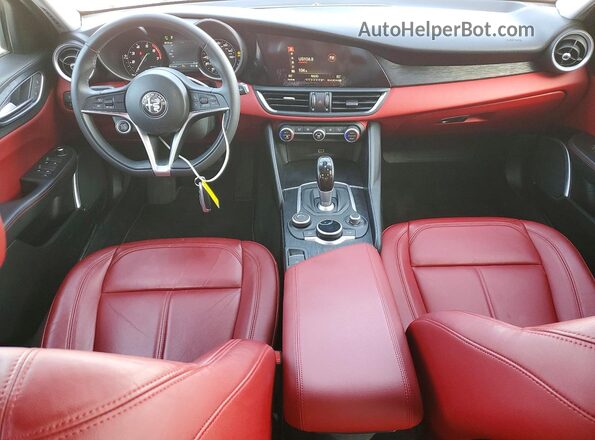 ZARFAMAN6K7606413 2019 ALFA ROMEO GIULIA White Widok deski rozdzielczej