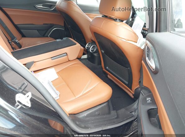 ZARFAMAN8M7641814 2021 ALFA ROMEO GIULIA Черный Вид наклейки с VIN-кодом