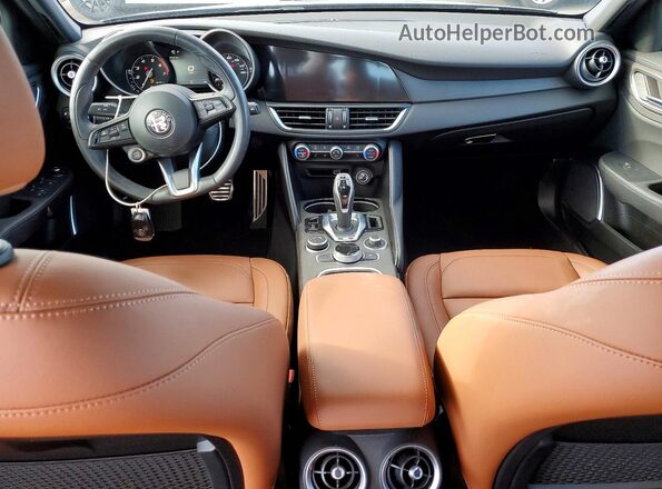 ZARFAMBN0P7676656 2023 ALFA ROMEO GIULIA Серый Вид панели приборов
