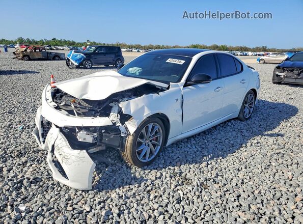 ZARFAMBN4R7679997 2024 ALFA ROMEO GIULIA Белый Передняя левая четверть
