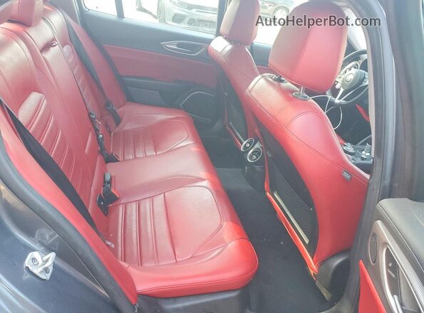 ZARFAMBN9K7605819 2019 ALFA ROMEO GIULIA Gray Widok tylnych siedzeń