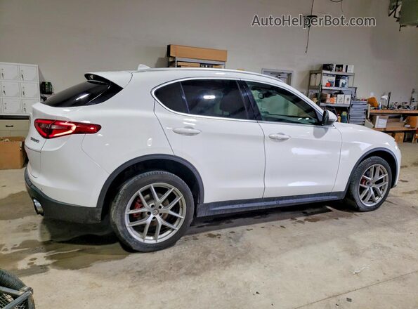 ZASFAKAN6J7B73826 2018 ALFA ROMEO STELVIO White Tył prawy