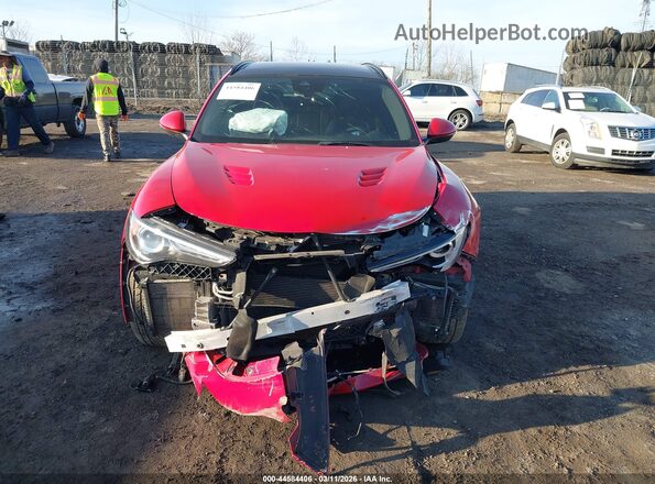 ZASFAKEVXJ7C20401 2018 ALFA ROMEO STELVIO Красный Вид щитка приборов