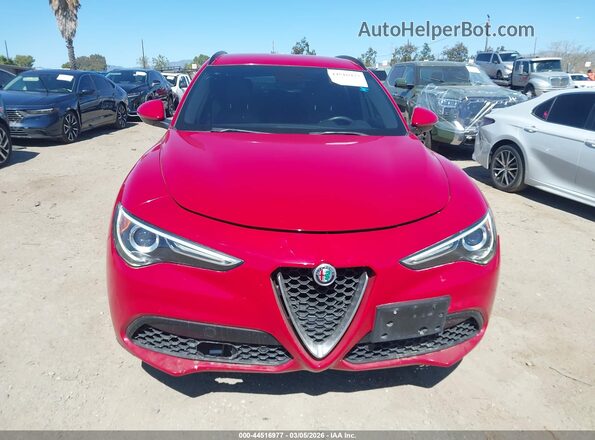 ZASFAKNN0J7B73041 2018 ALFA ROMEO STELVIO Красный Вид щитка приборов