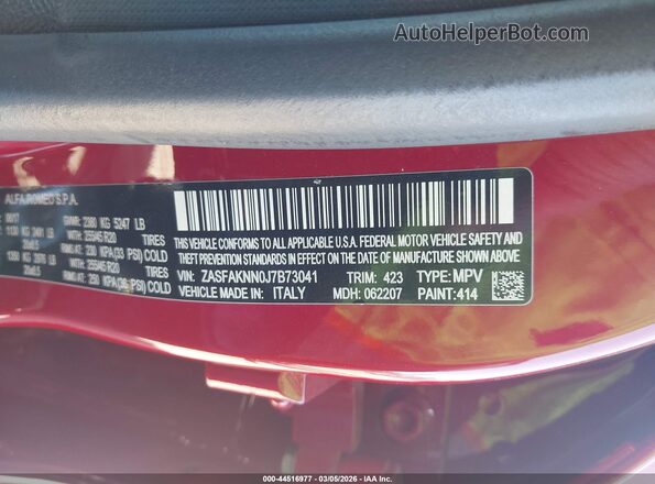 ZASFAKNN0J7B73041 2018 ALFA ROMEO STELVIO Красный Вид подкапотного пространства