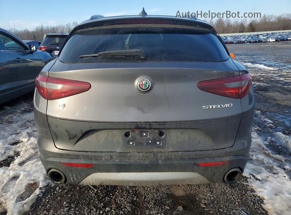 ZASFAKNN2J7B87331 2018 ALFA ROMEO STELVIO Gray Հետևի տեսք
