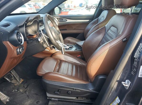 ZASFAKNN2J7B87331 2018 ALFA ROMEO STELVIO Gray Սալոնի դիմացի տեսք