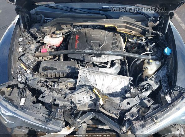 ZASFAKNN3J7C01639 2018 ALFA ROMEO STELVIO Черный Вид сзади
