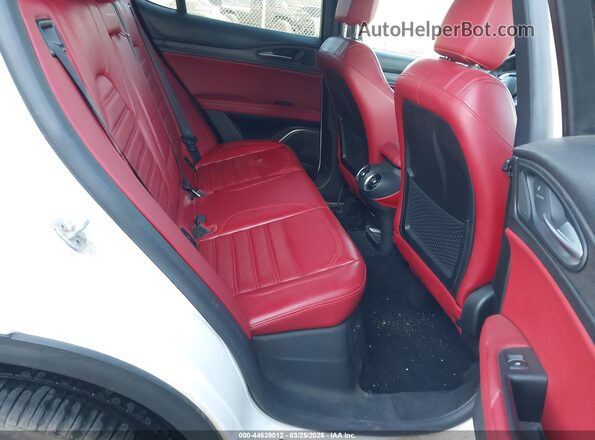 ZASFAKNNXJ7B81566 2018 ALFA ROMEO STELVIO White Vista de la etiqueta del VIN