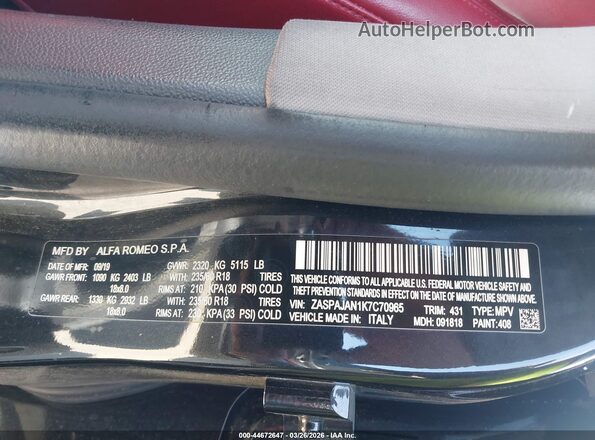 ZASPAJAN1K7C70965 2019 ALFA ROMEO STELVIO Black Widok komory silnika