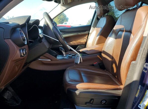 ZASPAKAN4K7C32376 2019 ALFA ROMEO STELVIO Синий Вид салона спереди
