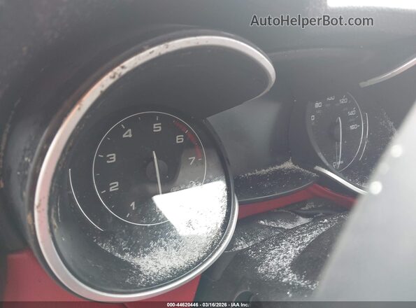ZASPAKAN5K7C59344 2019 ALFA ROMEO STELVIO Red Rear seats view