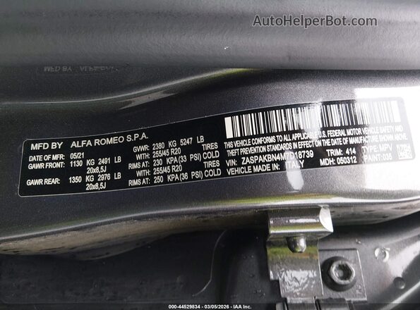 ZASPAKBN4M7D18739 2021 ALFA ROMEO STELVIO Gray Widok komory silnika