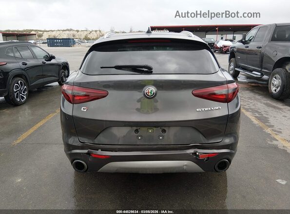 ZASPAKBN4M7D18739 2021 ALFA ROMEO STELVIO Gray 