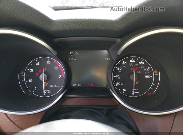 ZASPAKBN5L7C89590 2020 ALFA ROMEO STELVIO White უკანა სავარძლების ხედი
